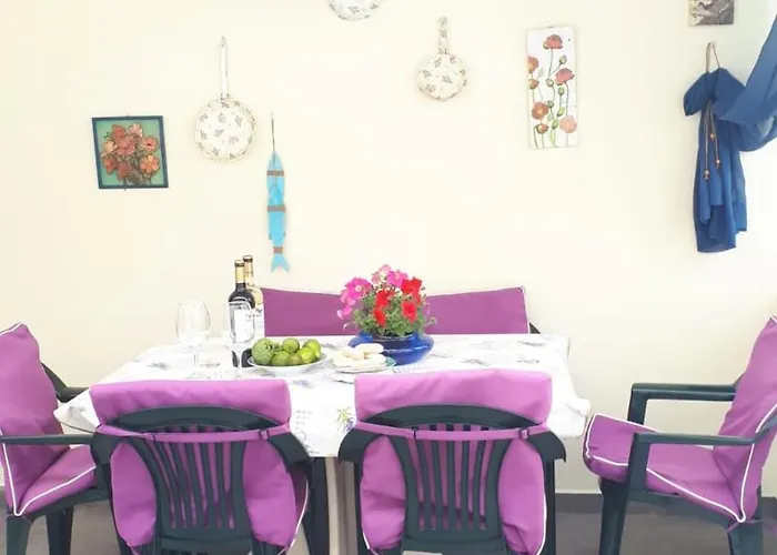 빌라 Marina With Pool